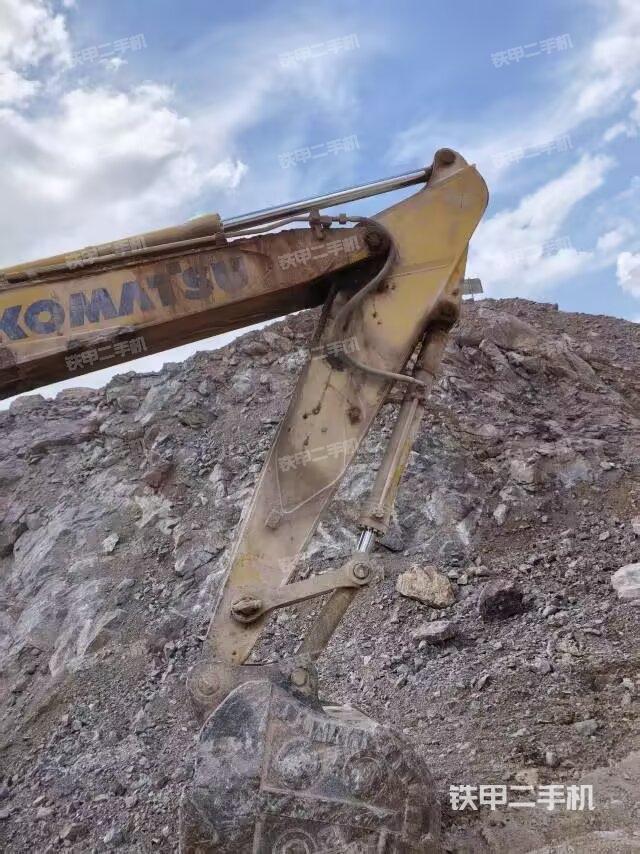 小臂整体左后（工作和回转装置）