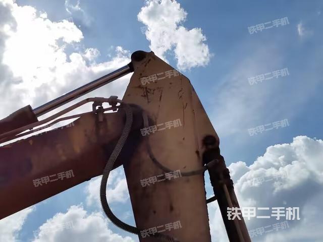 小臂整体右前（工作和回转装置）