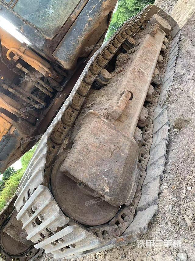 单侧履带整体（整机外观）