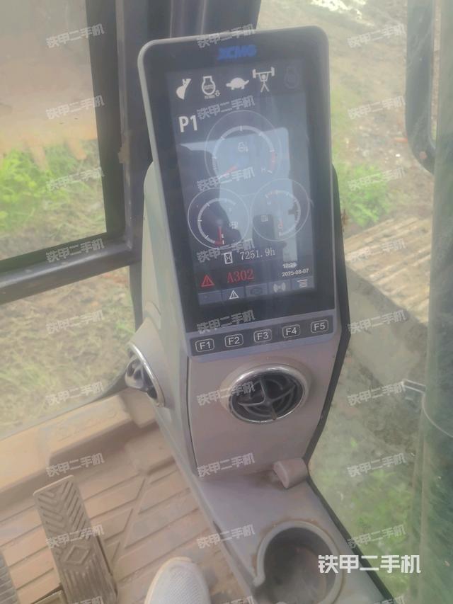 显示屏 （驾驶室部分）