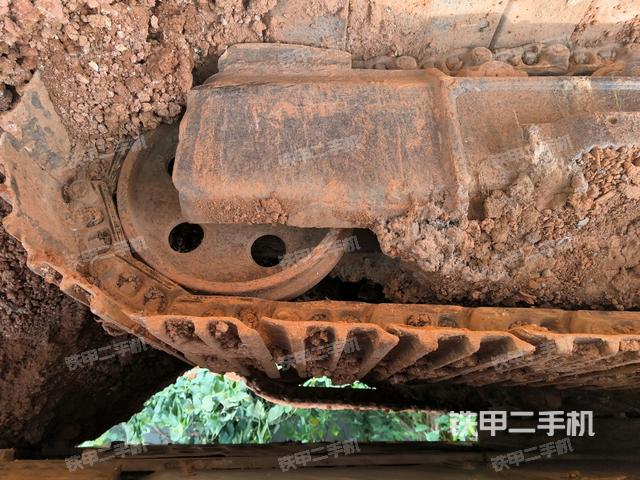 左侧履带整体 （行走机构）