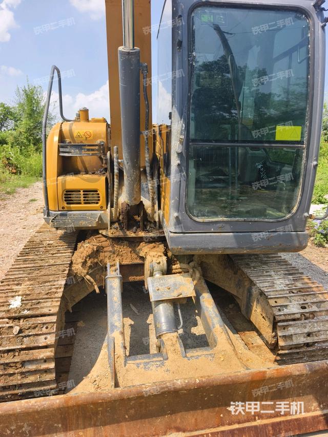 小臂整體左后（工作和回轉(zhuǎn)裝置）