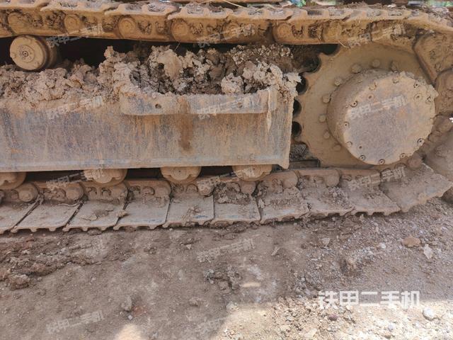 單側(cè)履帶整體（整機(jī)外觀）