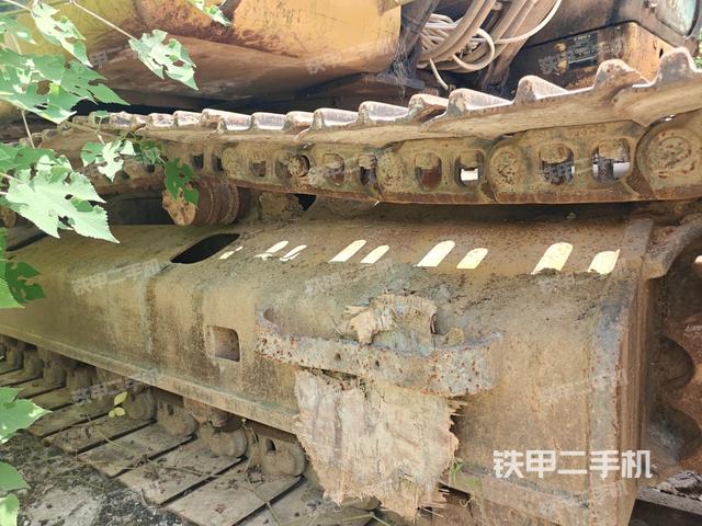 左側(cè)履帶整體?（行走機(jī)構(gòu)）