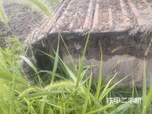 左驱动轮（行走机构）