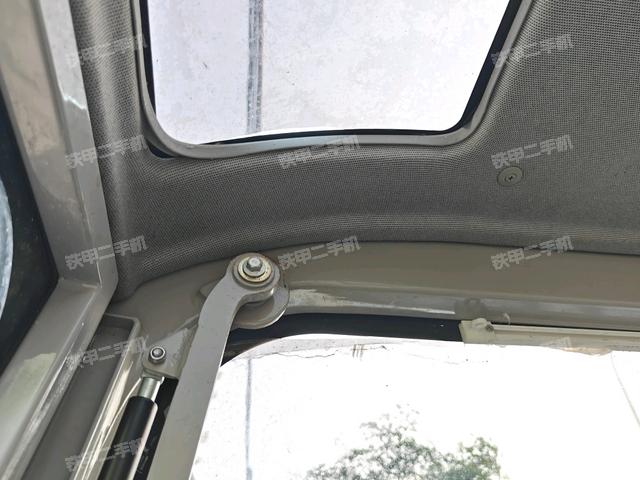 后窗玻璃角標(biāo)（駕駛室部分）