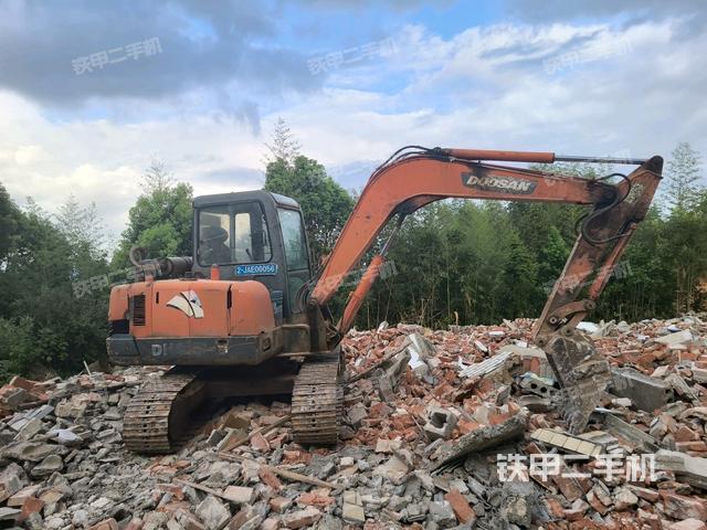 右前45（整機外觀）