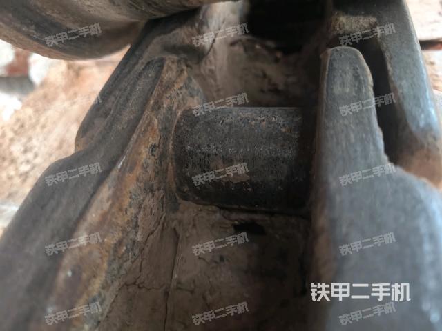 左側(cè)履帶整體?（行走機構(gòu)）