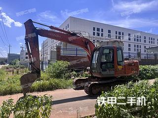 日立ZX120挖掘机实拍图片