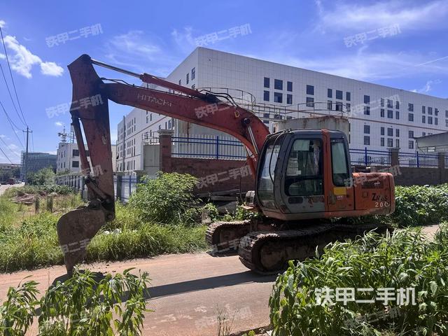 日立ZX120挖掘机