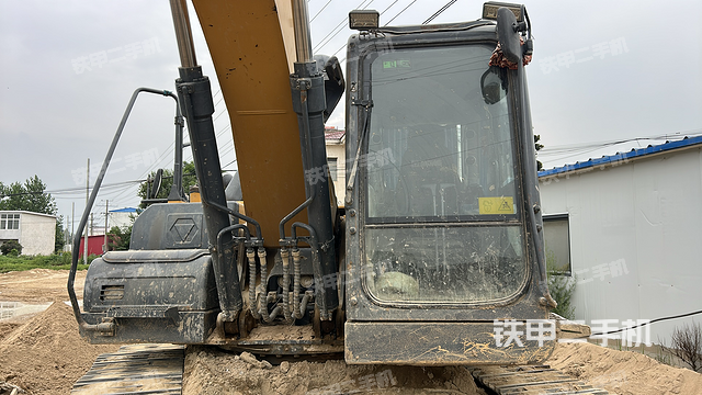 驾驶室整体（整机外观）