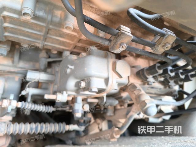 驾驶室顶部俯视（上车部件）