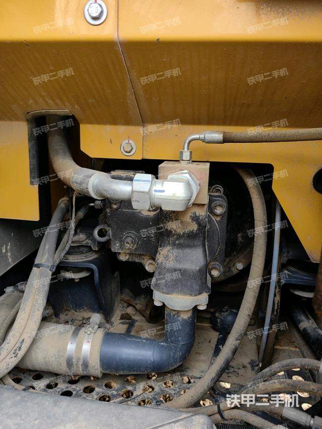 液壓泵室（大件艙室）