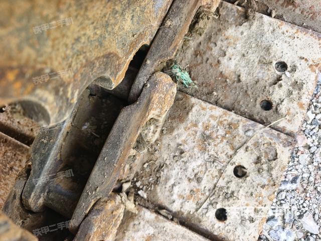 左側(cè)行走馬達蓋板（行走機構(gòu)）