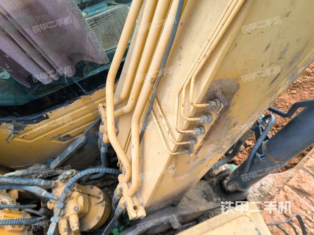 大臂整体 右侧（工作和回转装置）