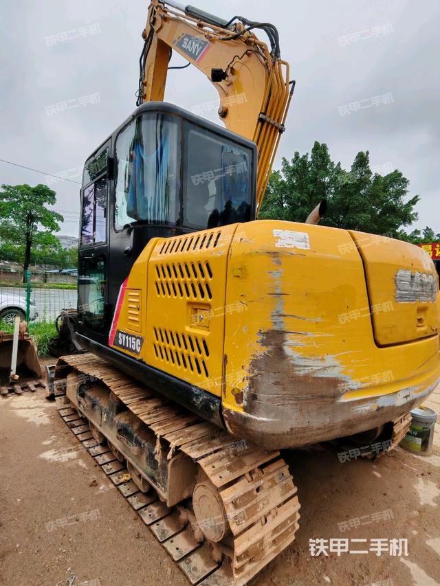 三一重工SY95C挖掘机