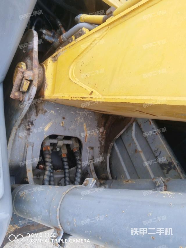 大臂根部?斜視（工作和回轉(zhuǎn)裝置）