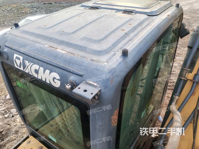 駕駛室頂部俯視（上車部件）