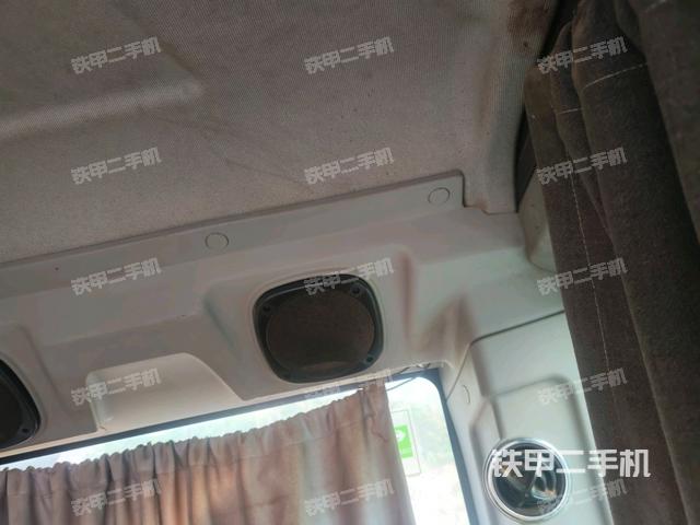 右側(cè)玻璃角標(biāo)（駕駛室部分）