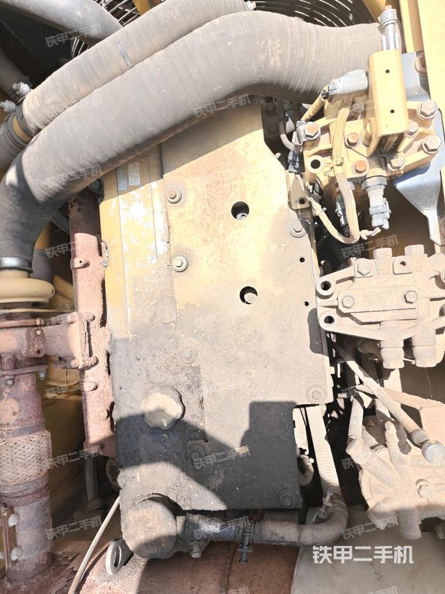 駕駛室頂部俯視（上車部件）