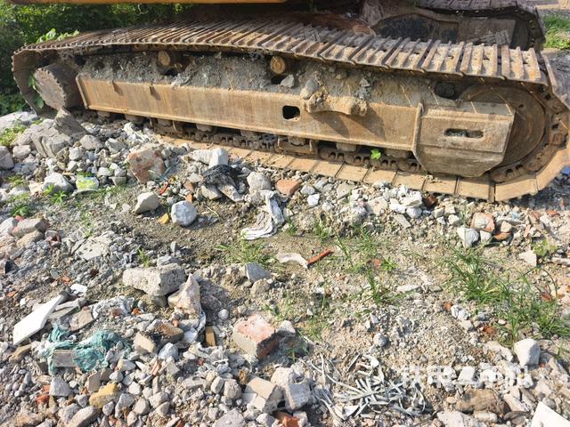 单侧履带整体（整机外观）