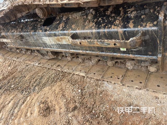 單側(cè)履帶整體（整機外觀）