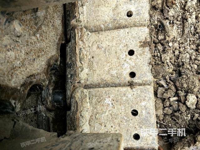 左驅(qū)動(dòng)輪（行走機(jī)構(gòu)）