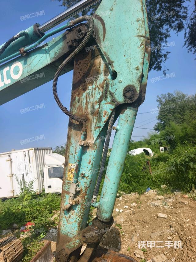 小臂整体右前（工作和回转装置）