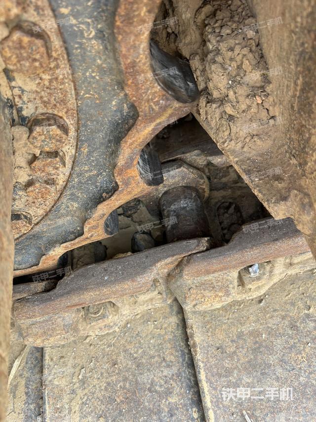 单侧履带整体（整机外观）