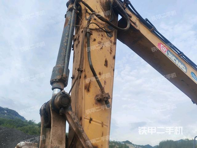 小臂整體左后（工作和回轉(zhuǎn)裝置）