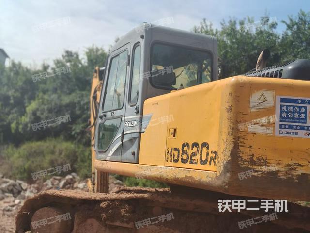 駕駛室整體（整機(jī)外觀）