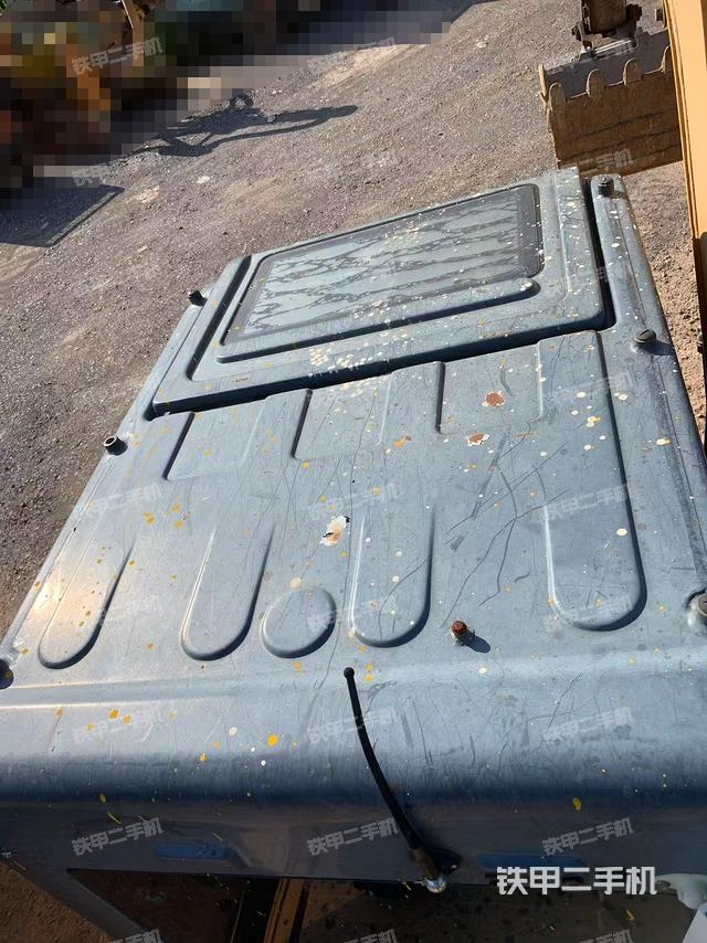 駕駛室頂部（整機(jī)外觀）