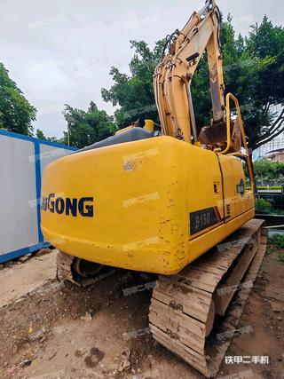 柳工CLG915D挖掘机实拍图片