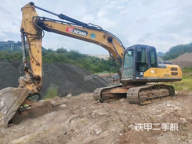 徐工XE225DK挖掘机