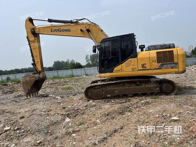 柳工CLG920E挖掘机