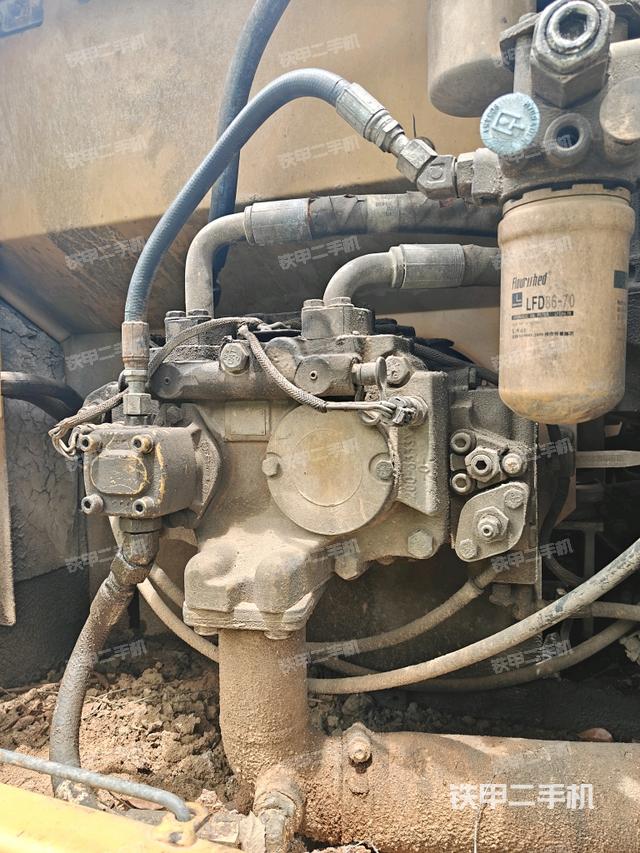 液壓泵室（大件艙室）