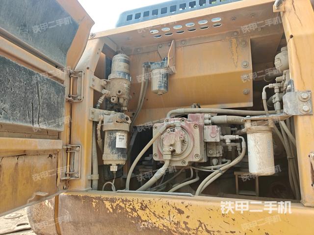 散熱器正面（大件艙室）