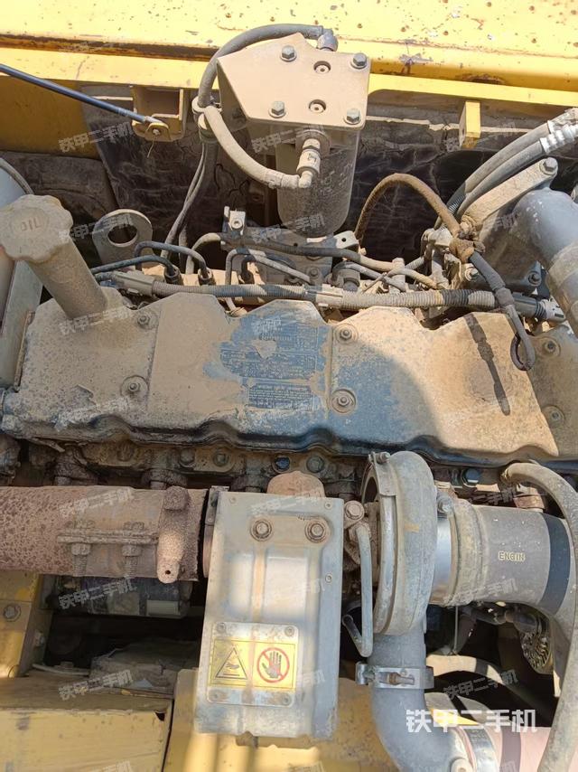 發(fā)動機(jī)整體俯視（整機(jī)外觀）