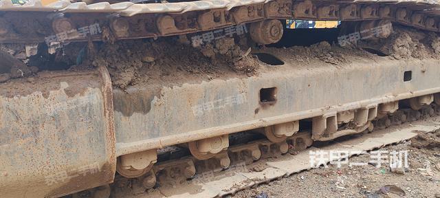 单侧履带整体（整机外观）