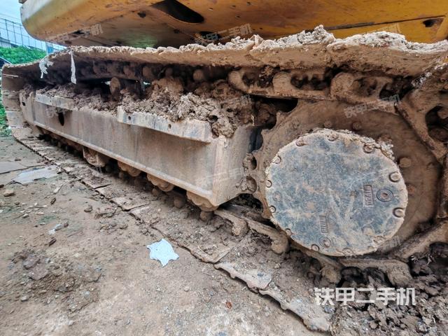 单侧履带整体（整机外观）