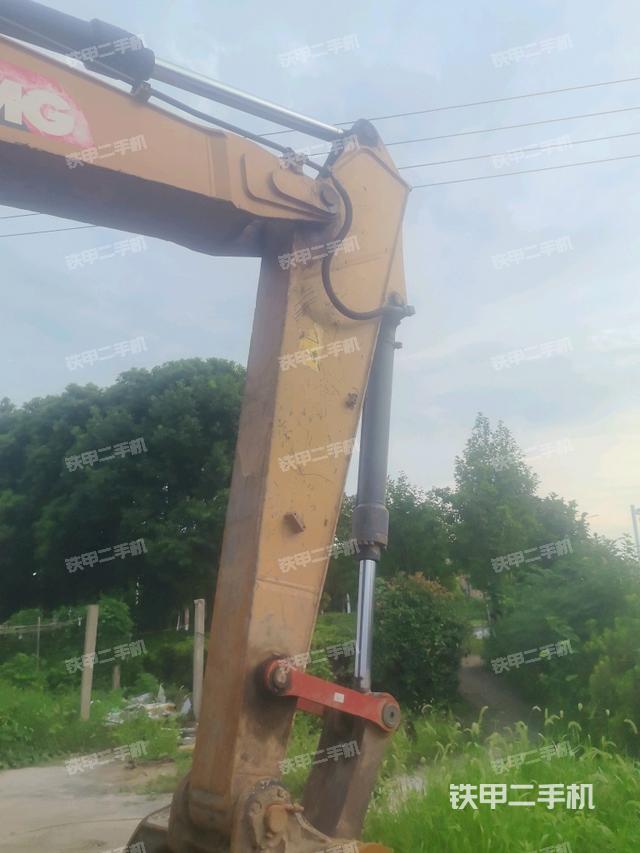 小臂整体右前（工作和回转装置）