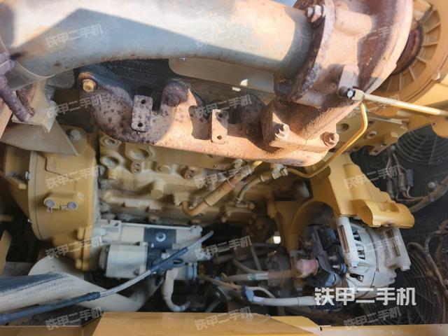 氣門室蓋螺絲特寫（上車部件）