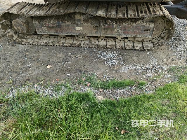 左驅(qū)動(dòng)輪（行走機(jī)構(gòu)）