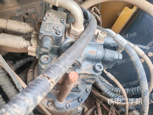 回轉(zhuǎn)馬達(dá)（上車部件）