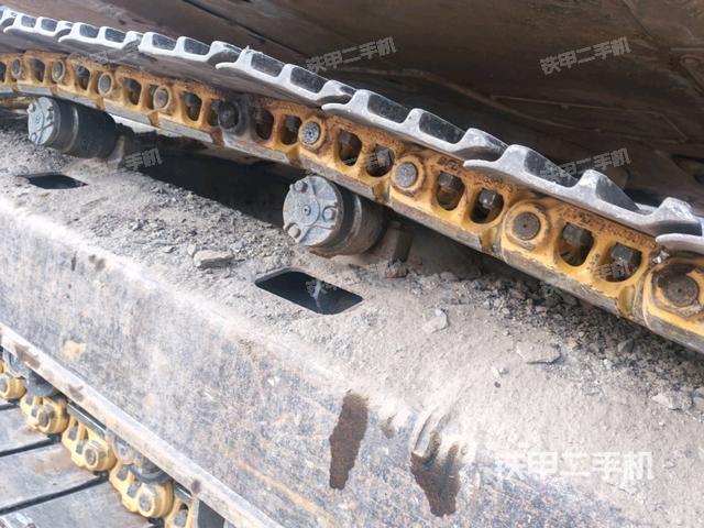 左側(cè)行走馬達(dá)蓋板（行走機(jī)構(gòu)）