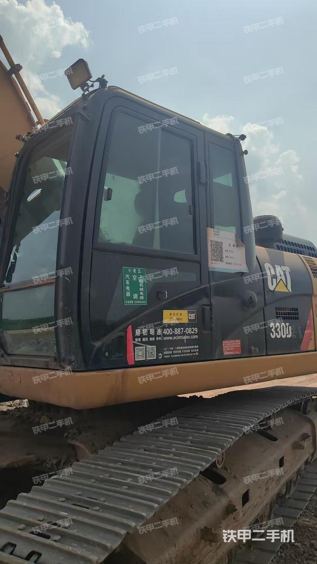 驾驶室整体（整机外观）