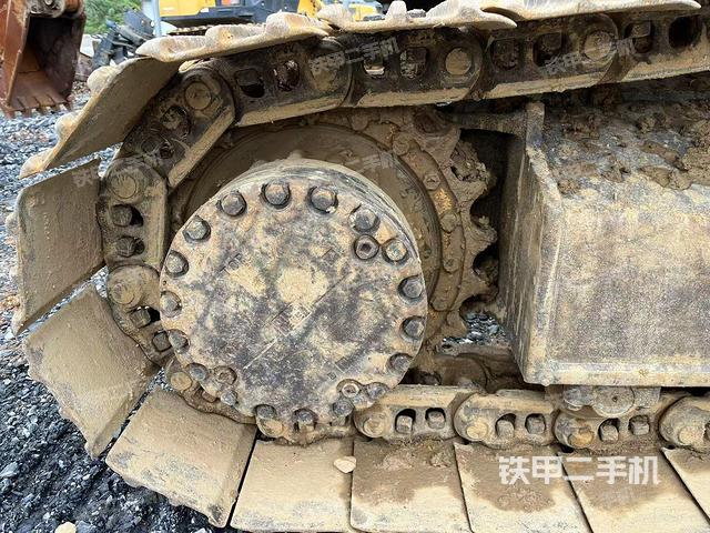 单侧履带整体（整机外观）