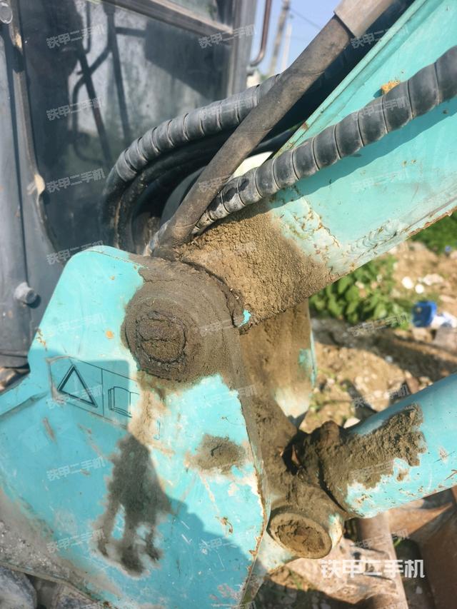 大臂根部 斜（工作和回转装置）