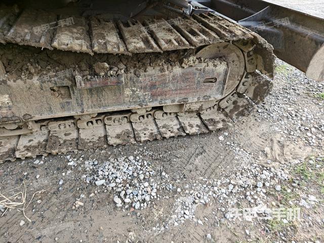 左側(cè)履帶整體?（行走機(jī)構(gòu)）