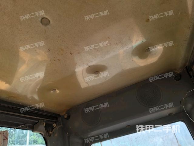 座椅后部（驾驶室部分）